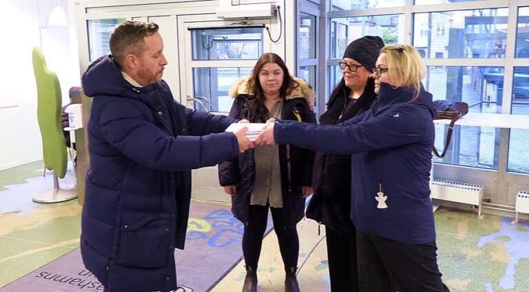 Över 3000 Underskrifter för Hemtjänst Folkets Röst i Nynäshamn – (Video)