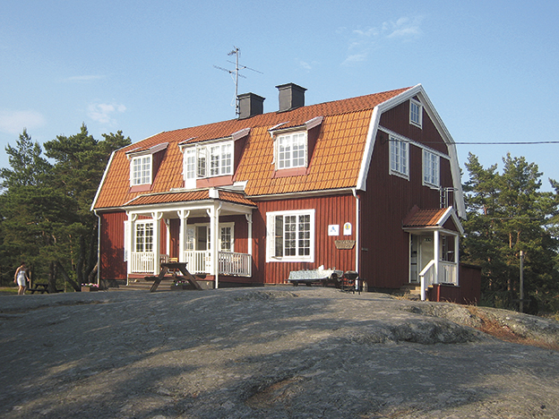 Fjärdlång sålt till ungdomsförbund