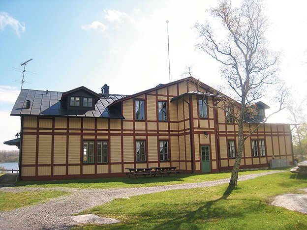 Stiftelsen tar strid för vandrarhem på Fejan