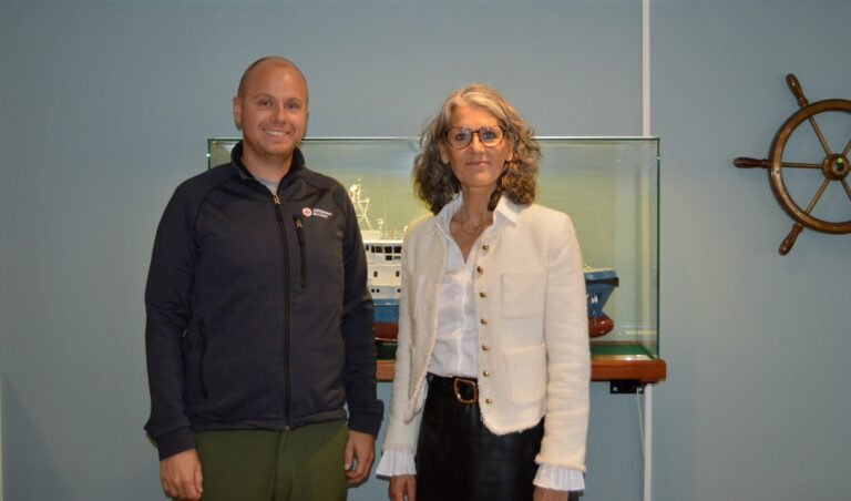 Kustbevakningen och Sjöräddningssällskapet i nytt avtal för stärkt miljöräddning till sjöss